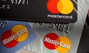 Как накопить денег при помощи карточки Mastercard: советы экспертов