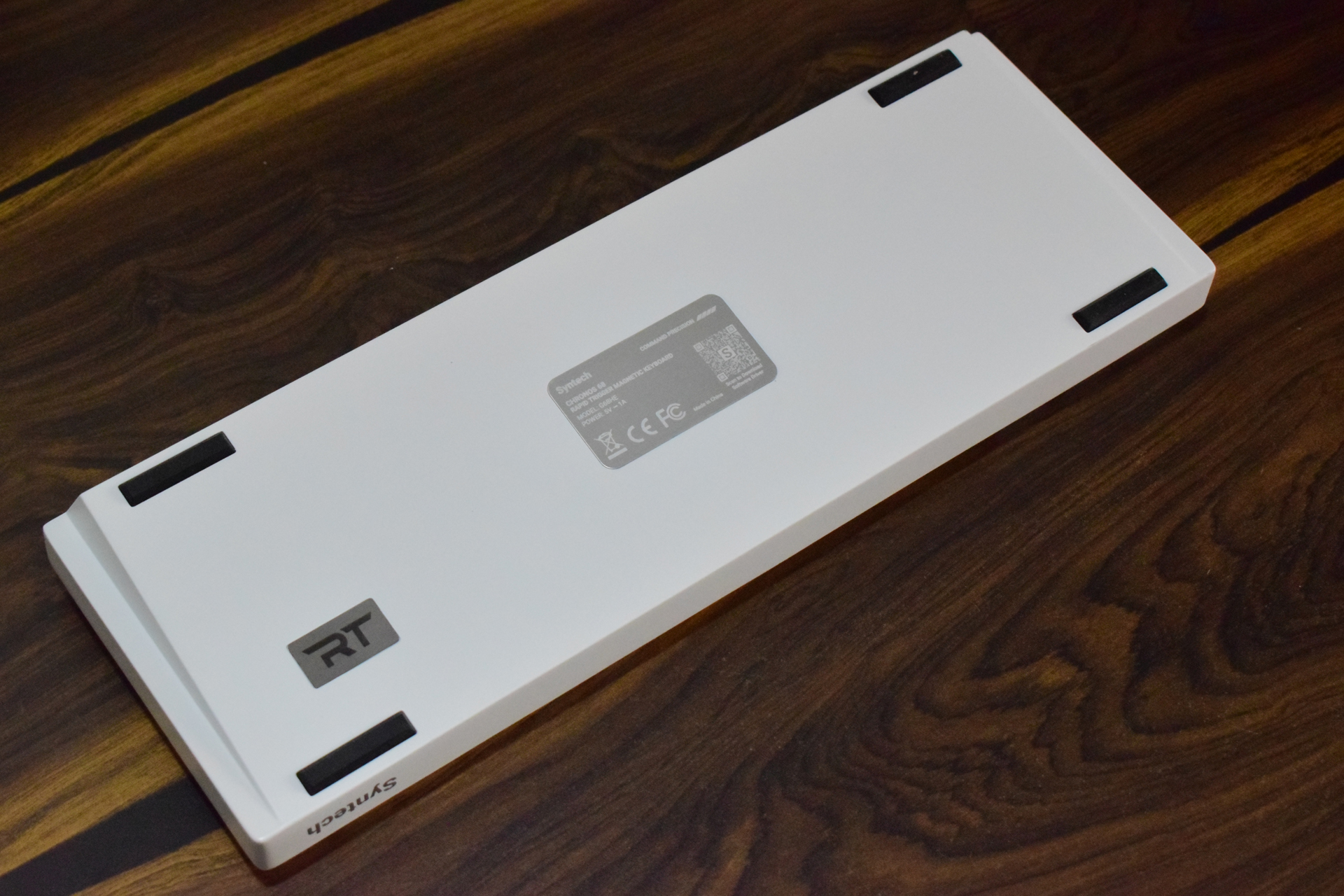 Syntech Chronos G-68: Компактна магнітна клавіатура, що вражає 12