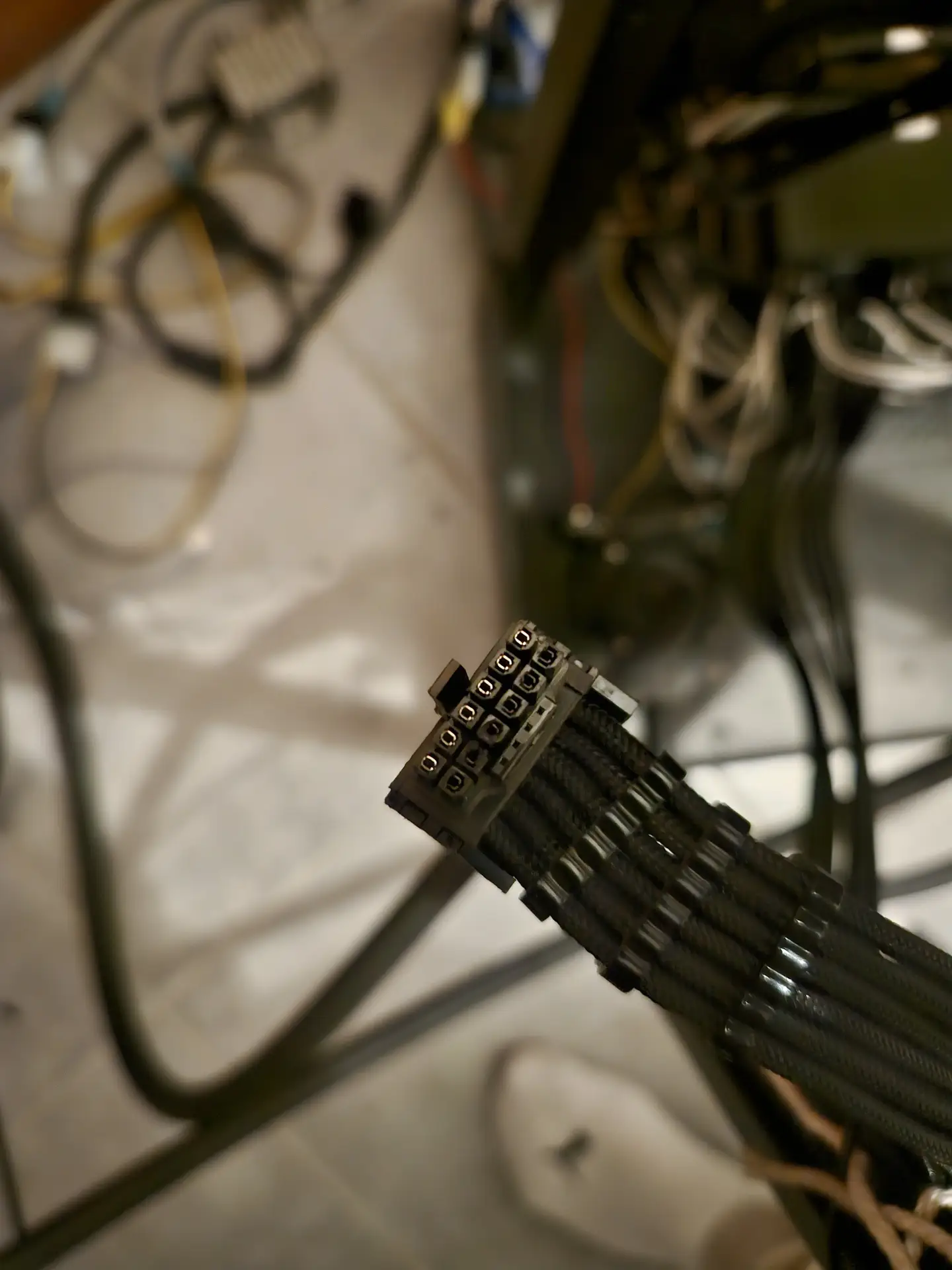 Thermal Grizzly Wireview розплавився: користувач проігнорував попередження на ROG Astral RTX 5090 з модифікацією. 2