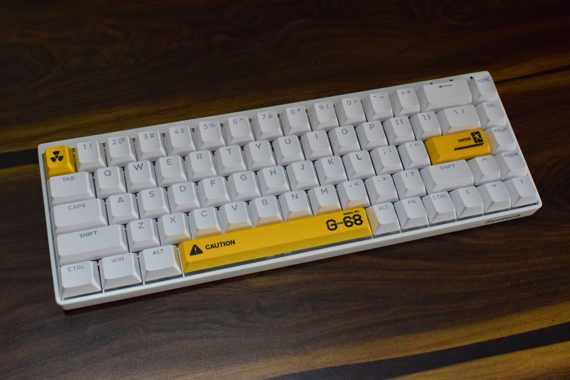 Syntech Chronos G-68: Компактна магнітна клавіатура, що вражає 4