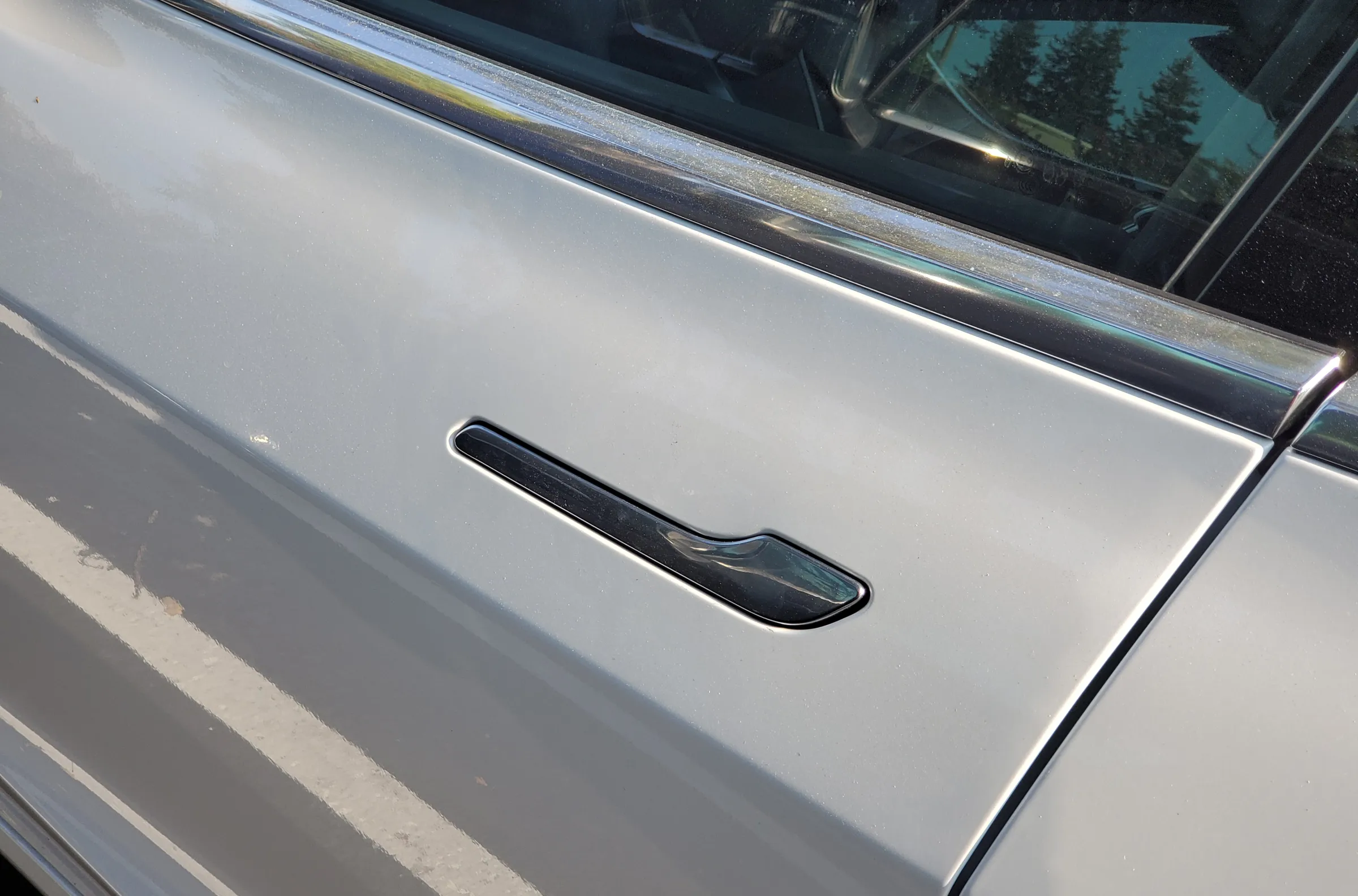 Китай забороняє приховані дверні ручки в електромобілях: що це означає для водіїв 1