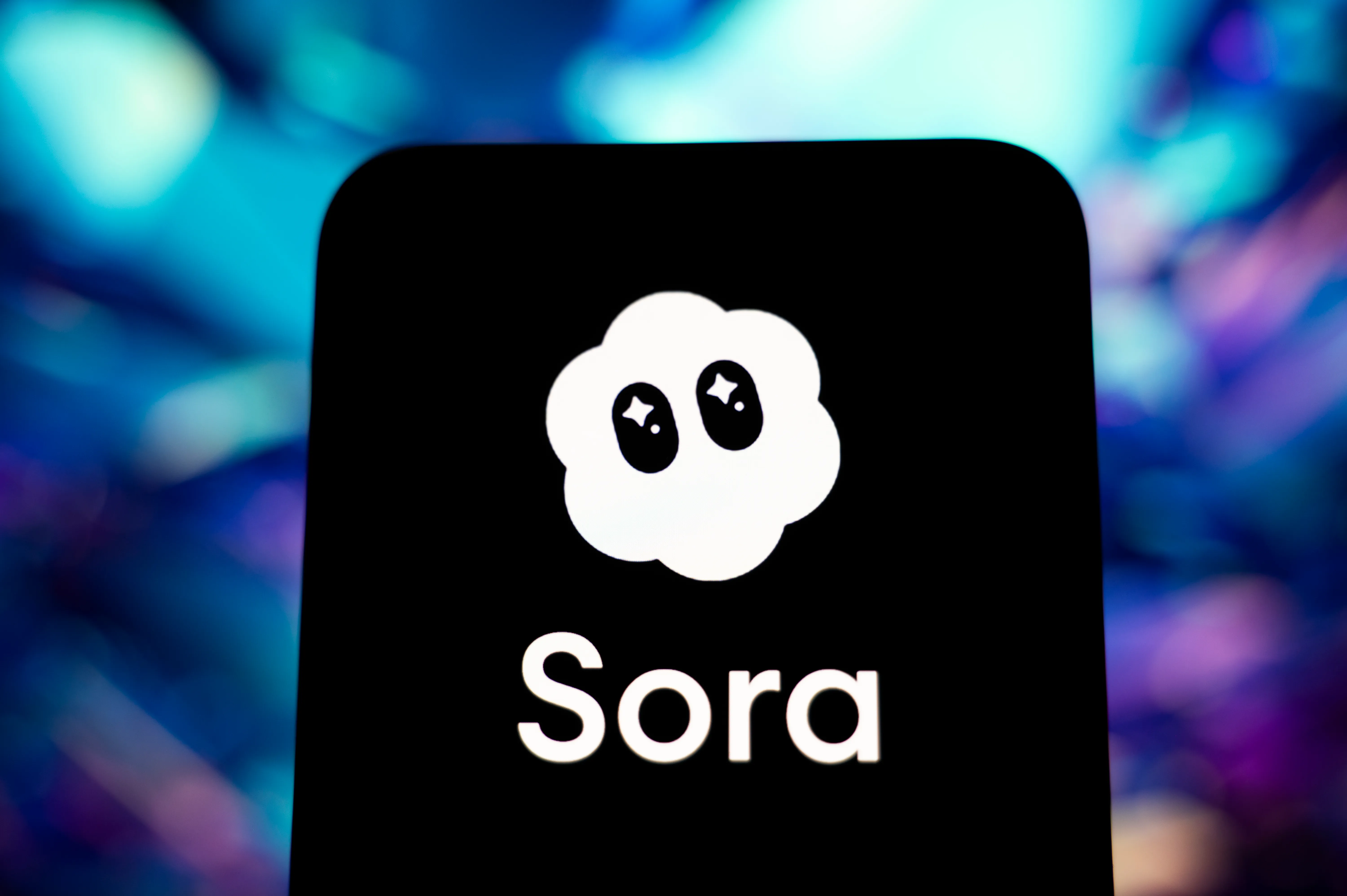 Чому OpenAI зупиняє Sora, коли венчурні фонди вкладають мільярди у нову хвилю ШІ? 1