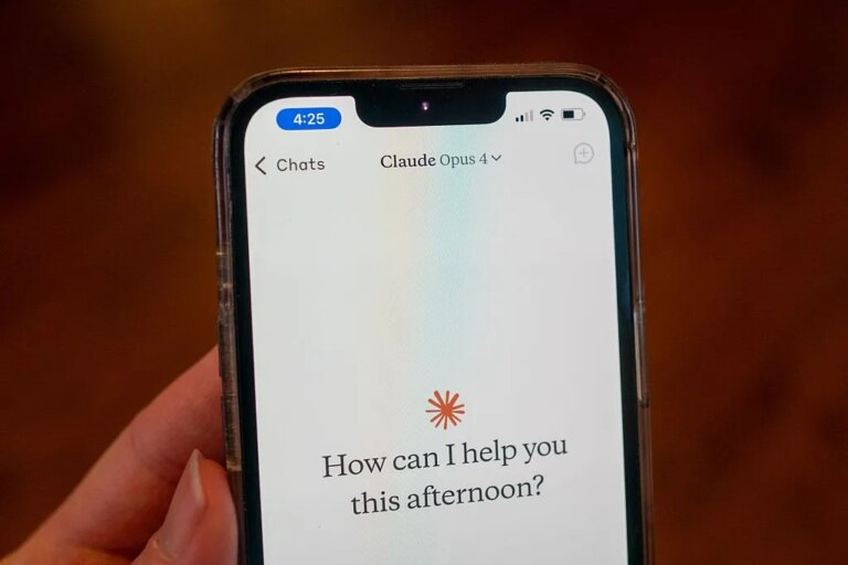 Користувачі тікають від ChatGPT до Claude: як перейти на нову мову 8