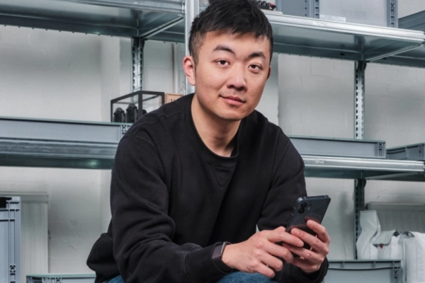 Nothing: Карл Пей — лише ШІ-агенти, жодних додатків 26