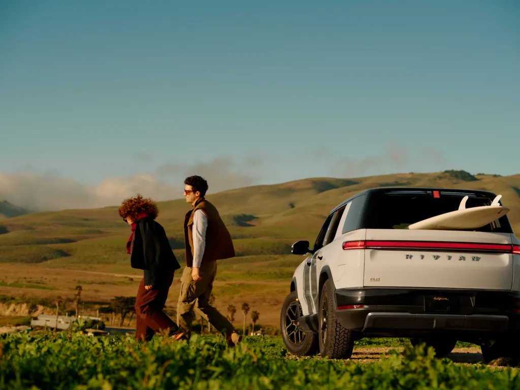 Чому Rivian відкладає базову модель R2 за $45 000 до кінця 2027 року 1