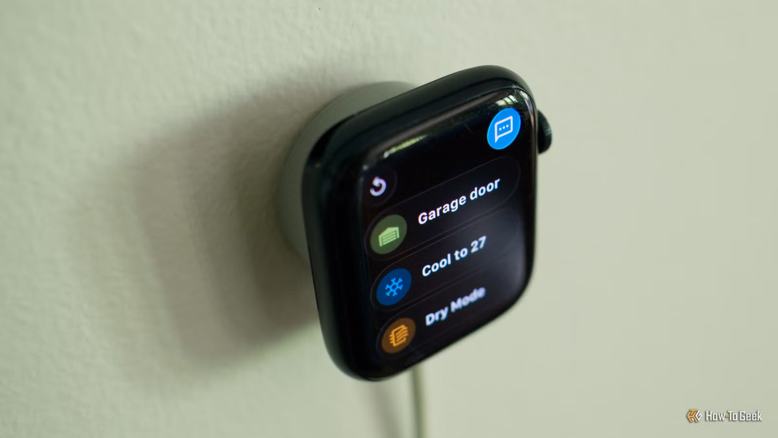 Перетвори старий смартгодинник на панель керування вашим "розумним будинком" 1