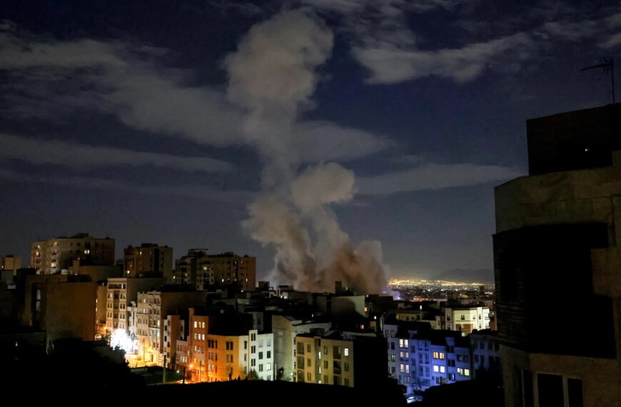 Військові США все ще обирають Claude, але клієнти з оборонних технологій тікають