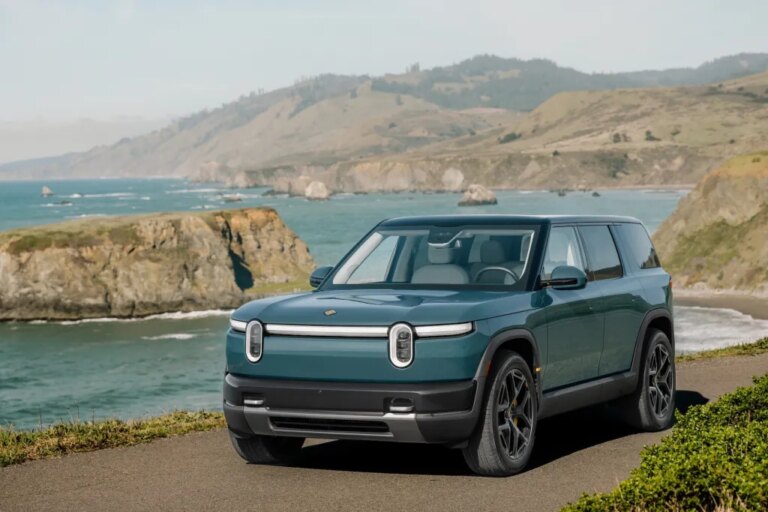 Rivian R2 за $57,990: Розкрито комплектацію та можливості електричного кросовера 5 Rivian R2 за $57,990: Розкрито комплектацію та можливості електричного кросовера 5