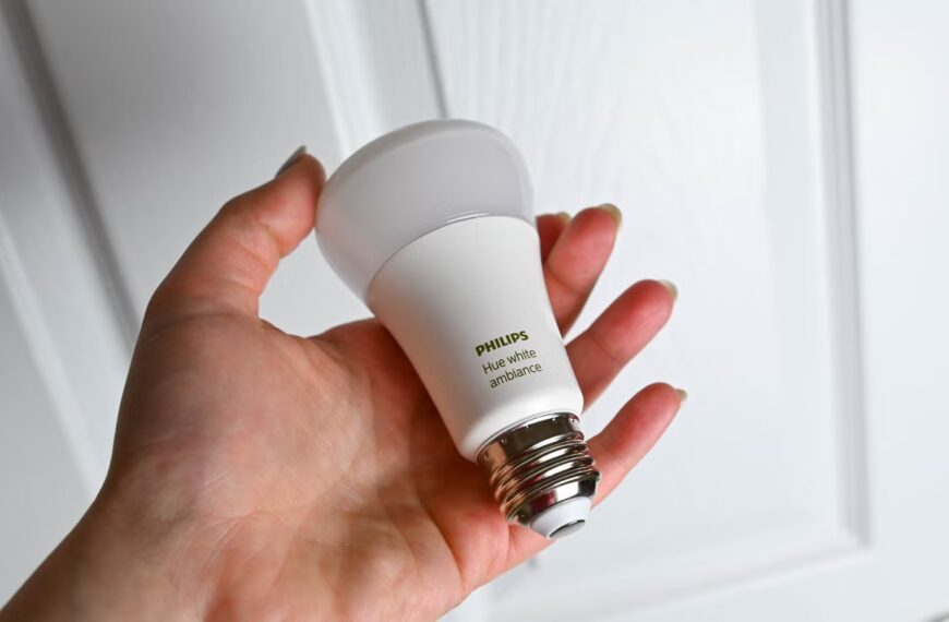 5 неочікуваних способів застосувати розумні лампи, окрім освітлення