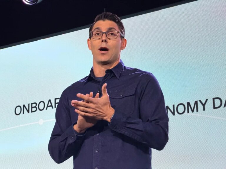 Mind Robotics: 500 мільйонів доларів на промислових роботів з ШІ 5 Mind Robotics: 500 мільйонів доларів на промислових роботів з ШІ 5