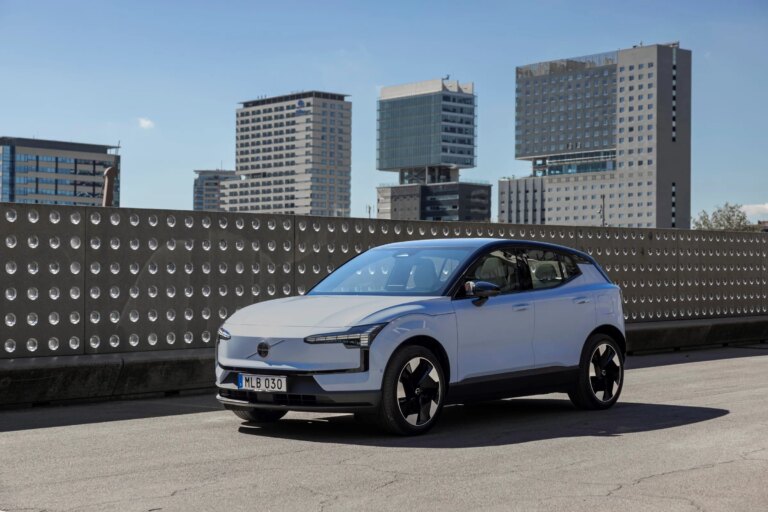 Volvo EX30 та Honda Prologue: чи судилося цим електромобілям стати "могилою" для акумуляторів? 14