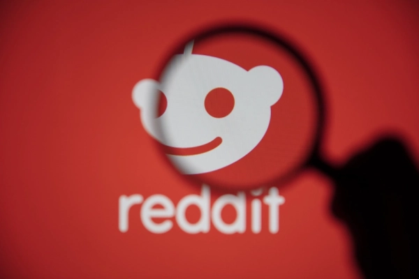 Головна 3 Reddit: боротьба зі ШІ-ботами може призвести до ID-верифікації користувачів