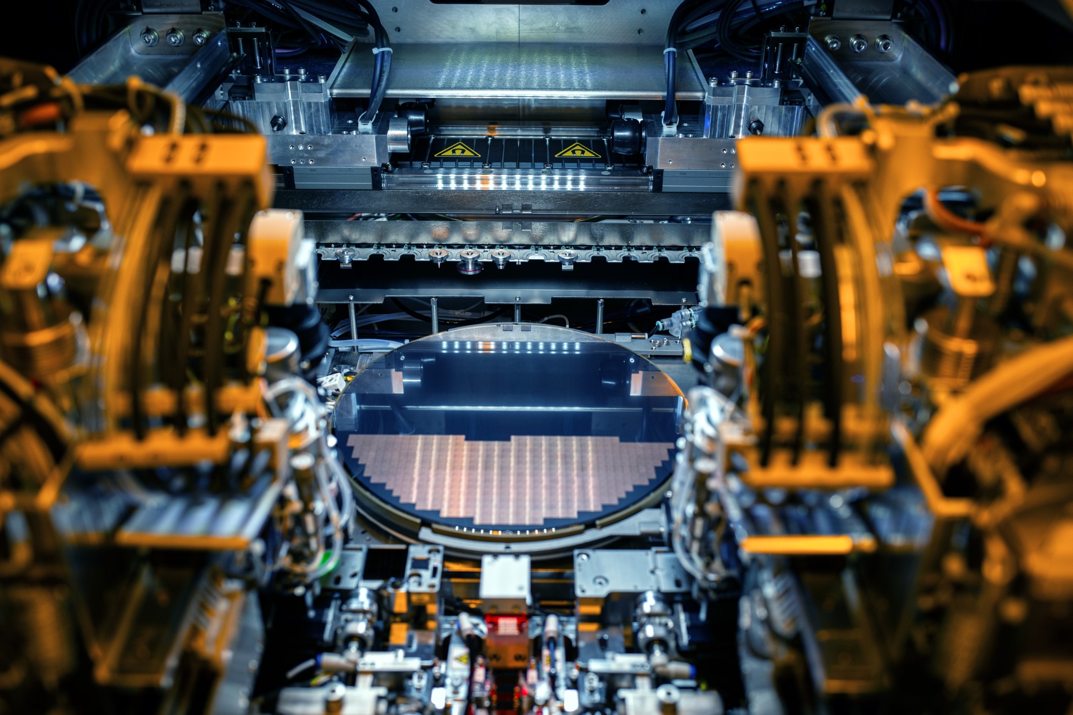 Intel Foundry залучає ветерана Samsung із 30-річним досвідом: ставка на заповнення клієнтської ніші 2