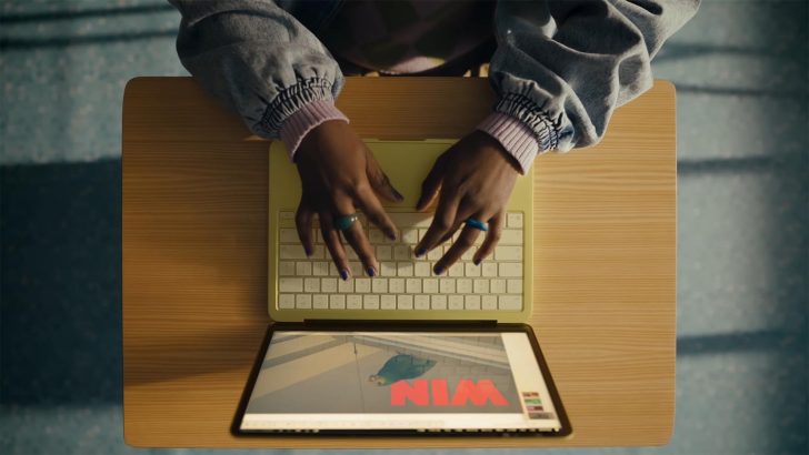 Apple натякає на шалені продажі найдоступніших MacBook: ключовий знак в останній рекламі 53