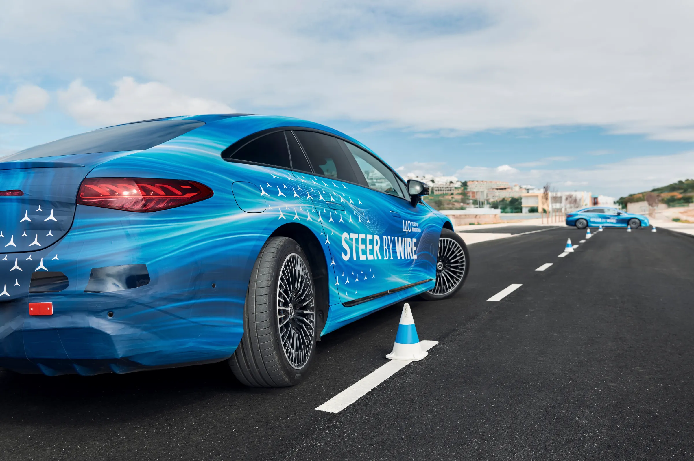 Mercedes EQS отримує рульове керування дротом та штурвал замість керма 3