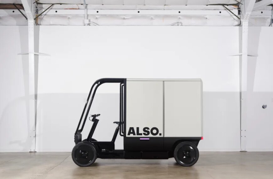 Rivian випускає автономні фургони для доставки від DoorDash