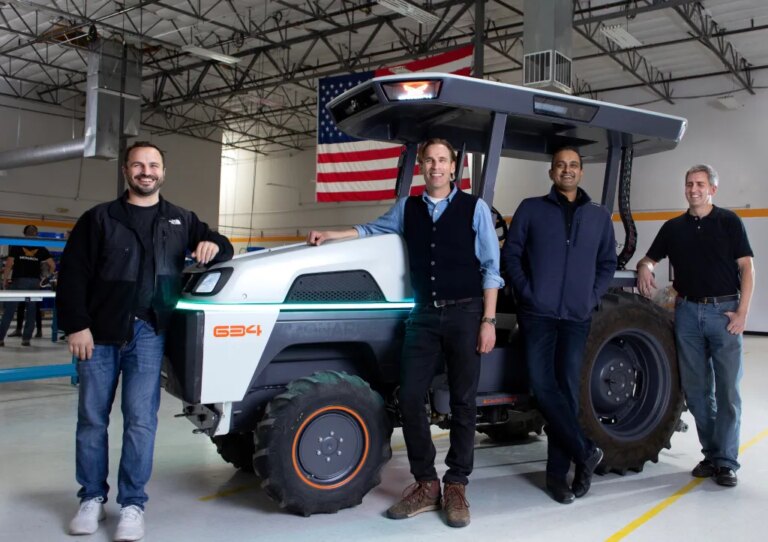 Caterpillar придбала активи Monarch Tractor: кінець епохи електричних тракторів 17