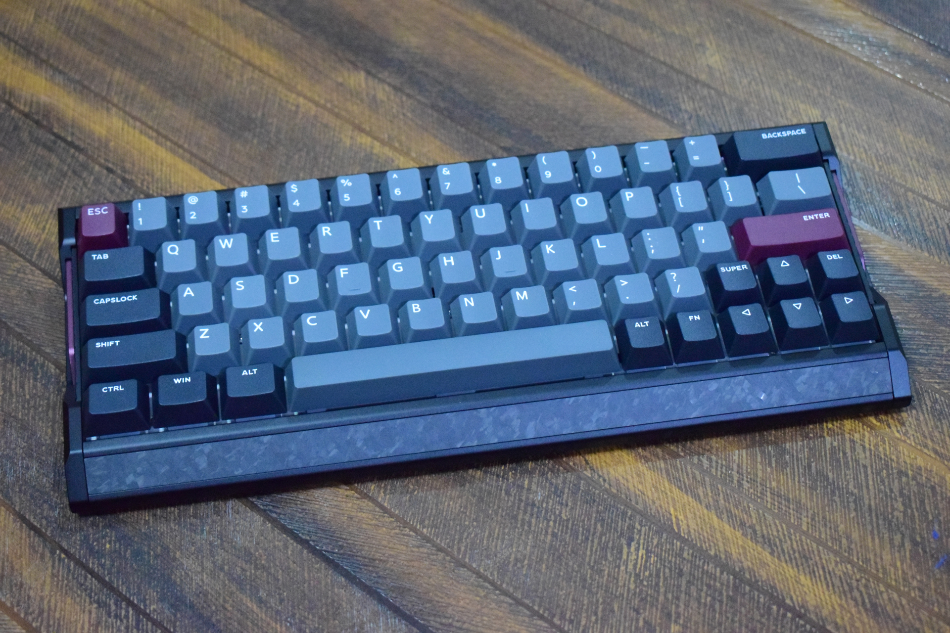 IQUNIX EV63: Висока конкуренція та блискавична швидкість, але ціна кусається 5