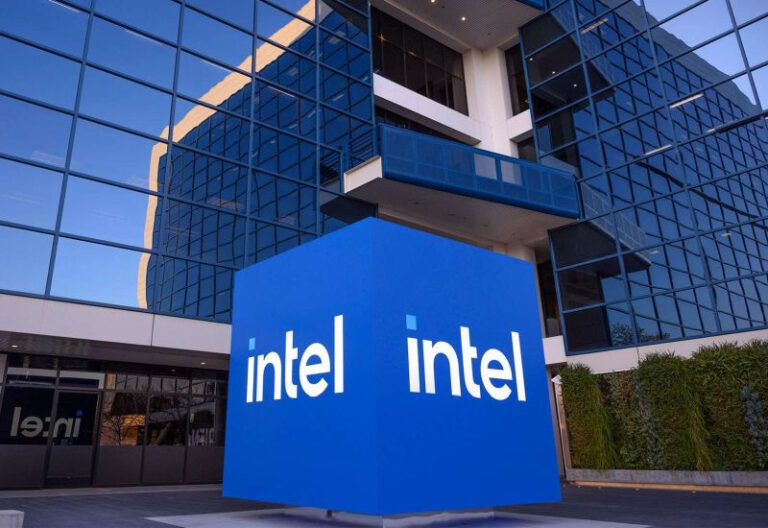 Intel стрімко злетіла: капіталізація сягнула 25-річного максимуму завдяки угоді з Tesla та SpaceX. 9