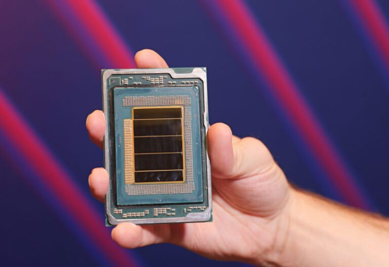 Акції Intel злетіли майже на чверть, підтягнувши Nvidia до $5 трлн 3