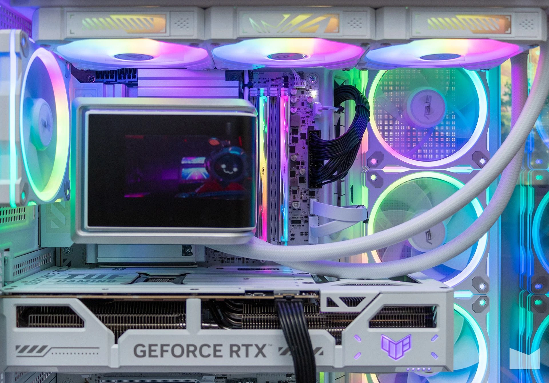 ASUS TUF GAMING X870-PRO WIFI7 W NEO: неокласицизм AM5 з вражаючим оглядом 98