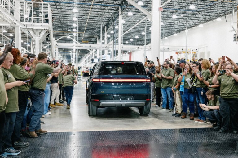 Rivian нарощує доходи: старт виробництва R2 набирає обертів 7