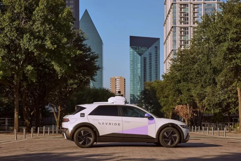 Uber-партнер Avride розслідують через аварії з автопілотом 5 Uber-партнер Avride розслідують через аварії з автопілотом 5