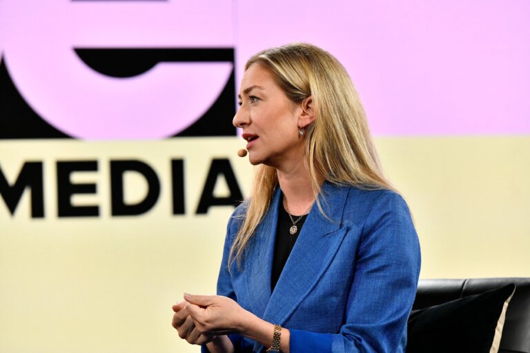 Bumble скасовує свайпи: що каже CEO 3