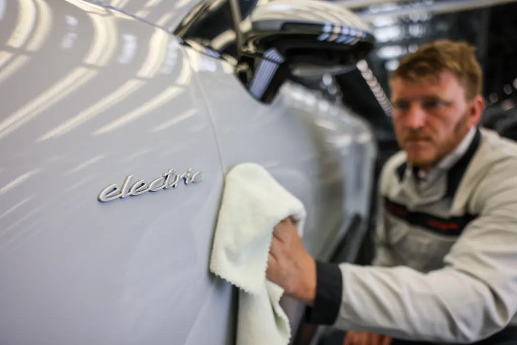 Porsche припиняє роботу над е-байками, батареями та ПЗ: деталі реорганізації 1 Porsche припиняє роботу над е-байками, батареями та ПЗ: деталі реорганізації 1