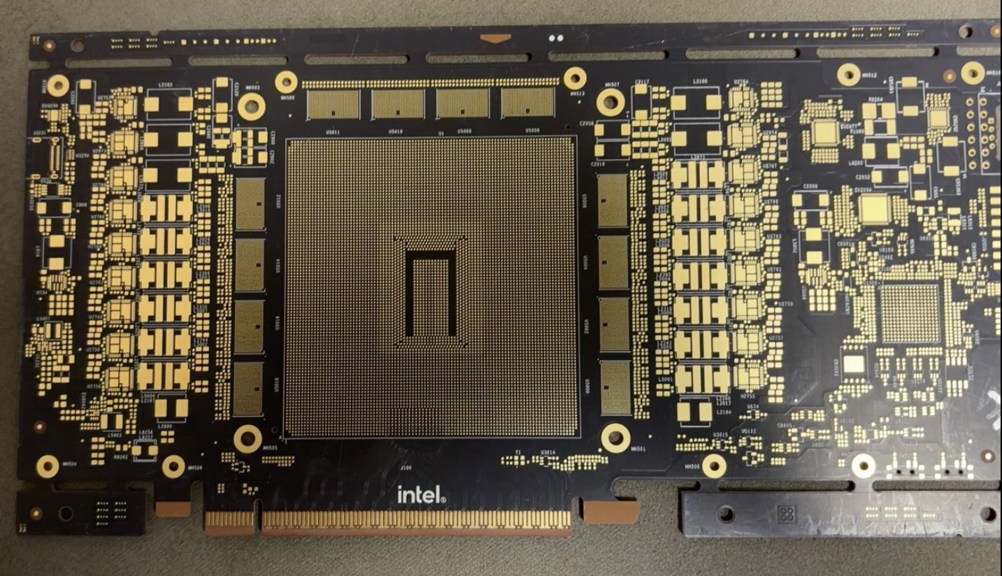 Intel розкриває монстра: Xe3P GPU, 160 ГБ LPDDR5X та інновації обходу дефіциту HBM 2 Intel розкриває монстра: Xe3P GPU, 160 ГБ LPDDR5X та інновації обходу дефіциту HBM 2