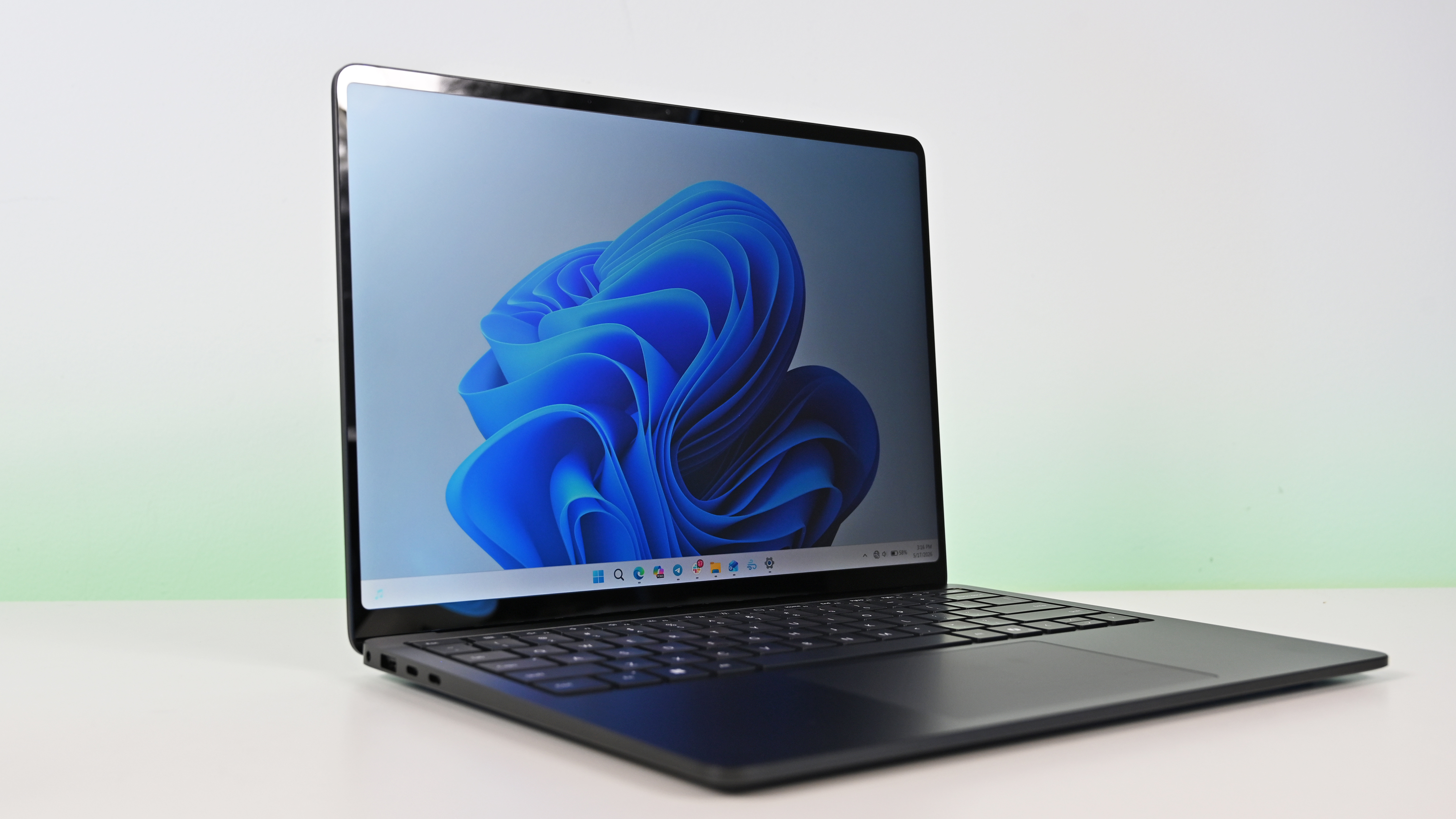Microsoft Teams примушує Mac-користувачів ділитися локацією: Microsoft звинувачує Apple 4