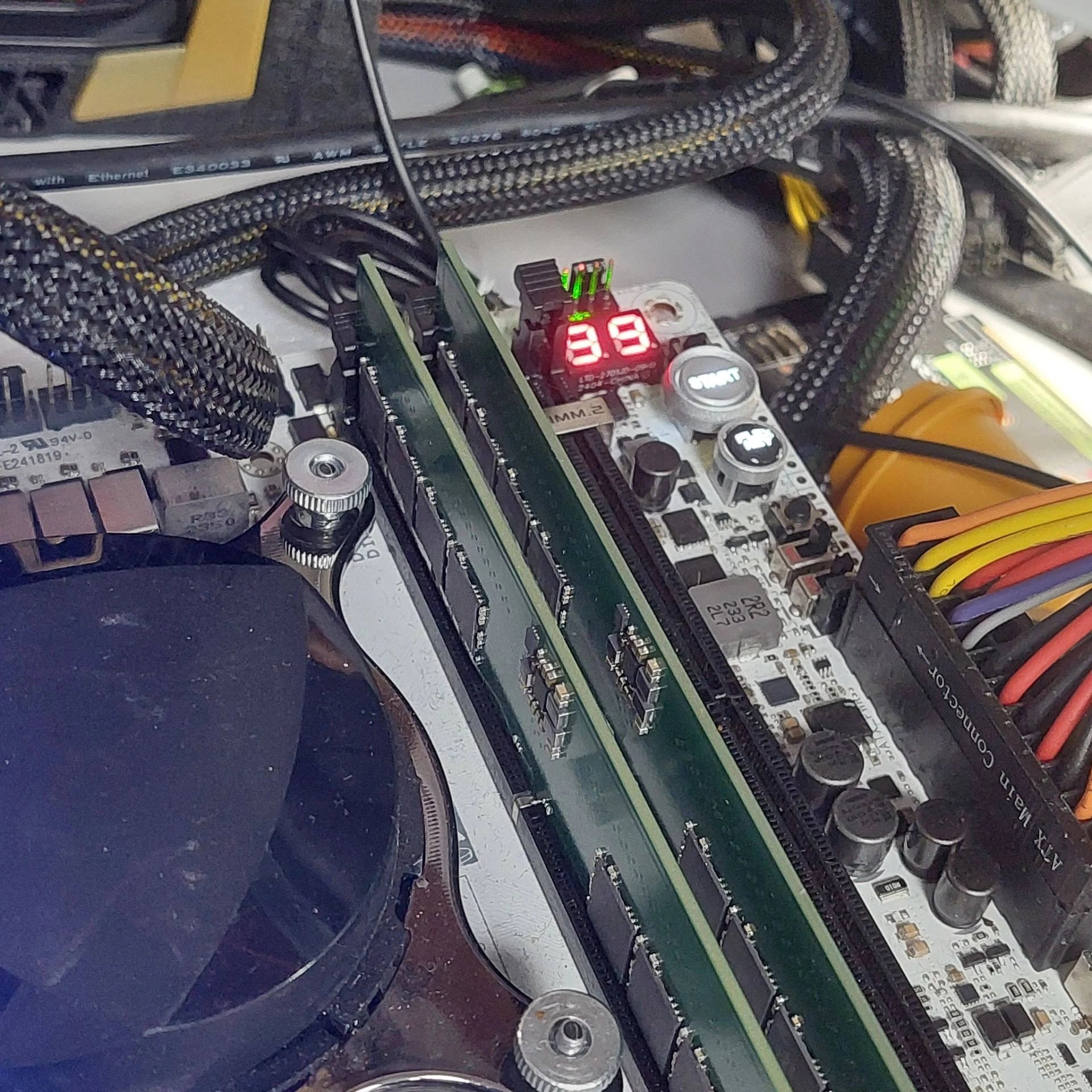 ASRock та ASUS готують DDR5 HUDIMM для ПК 8