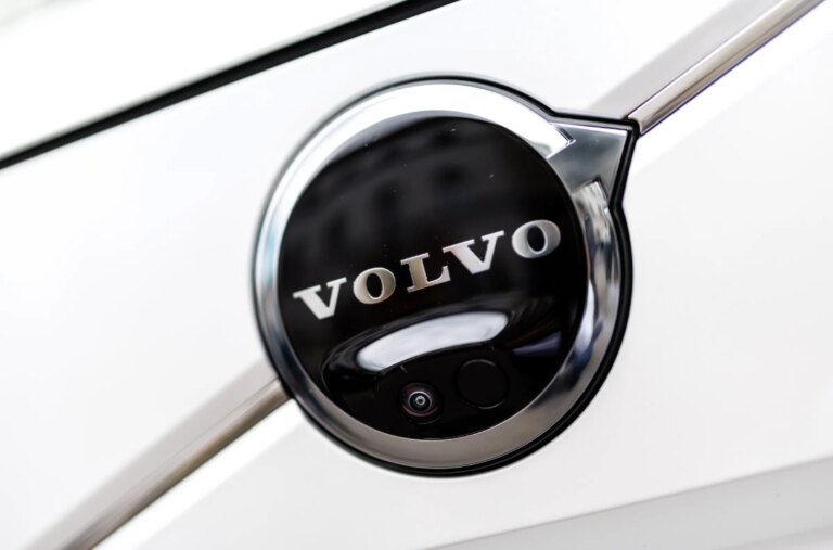 Volvo долає труднощі з електромобілями: шлях до успіху 7 Volvo долає труднощі з електромобілями: шлях до успіху 7