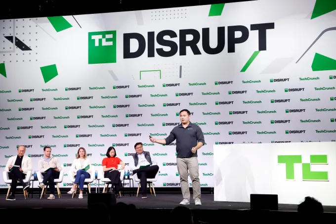 Отримайте знижку 50% на другий квиток Disrupt 2026: часу обмаль! 5