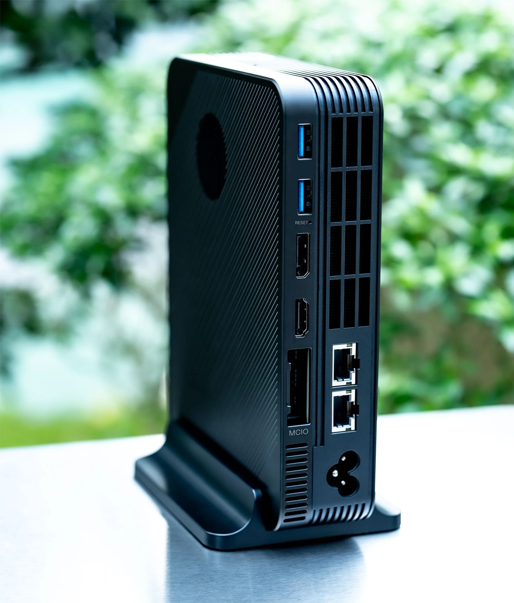 GPD представила док-станцію OCuLink для міні-ПК з PCIe 4.0 x8 13