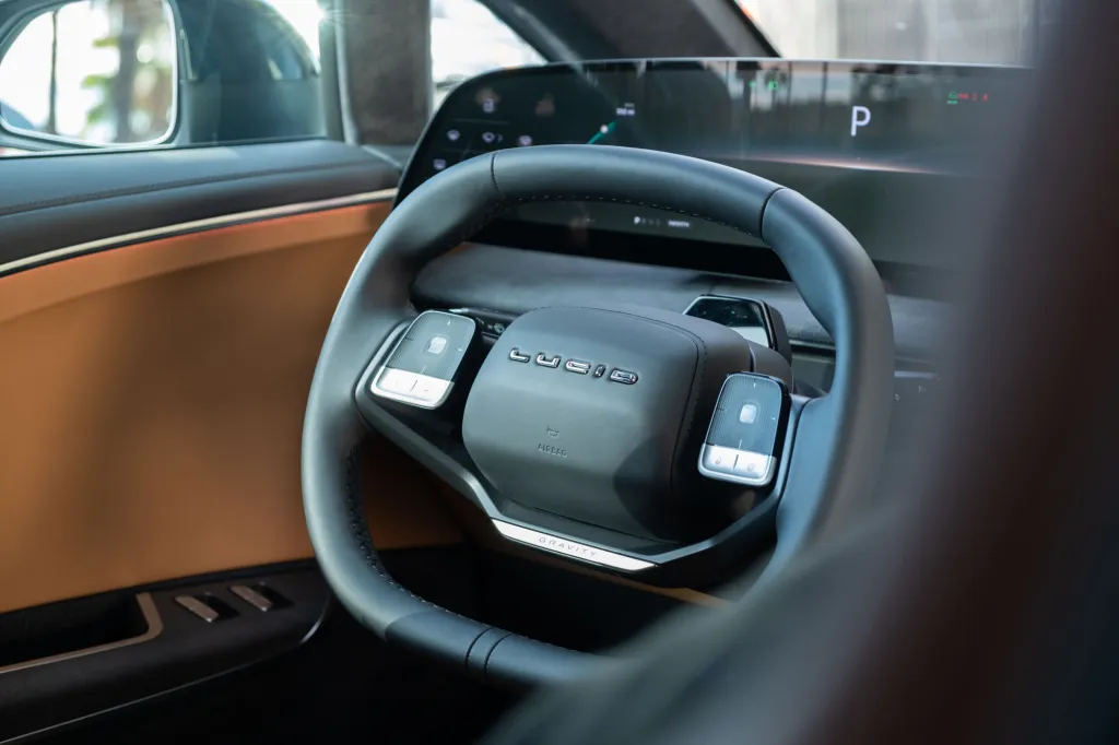 Lucid Motors не визначилася з обсягами виробництва електромобілів цього року 1