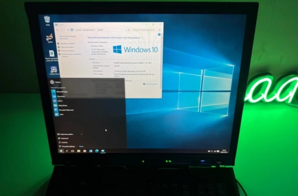 IBM ThinkPad T43: власник встановив 26 років історії Windows 1