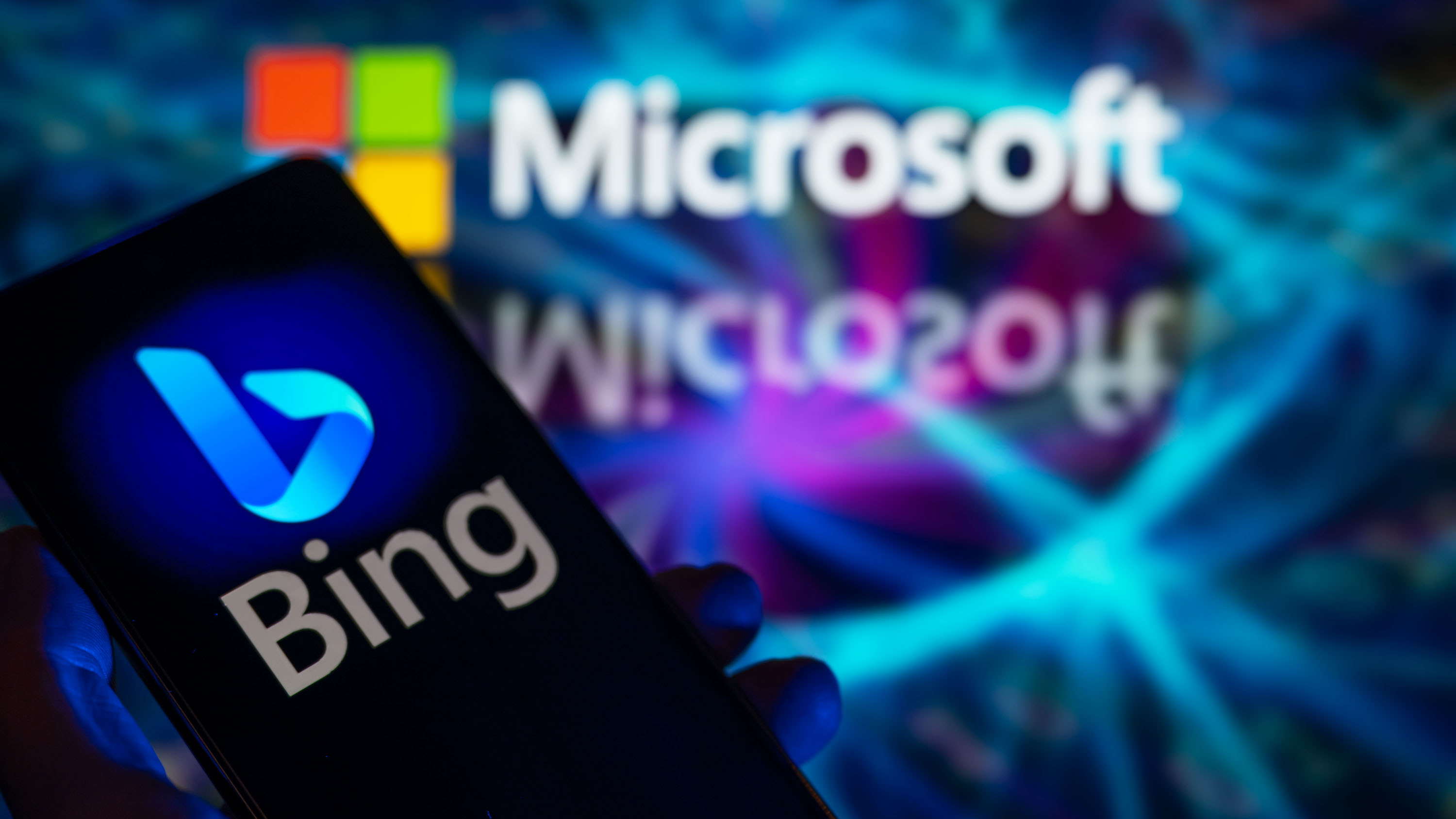 Microsoft: скористайтеся шансом, поки Google втрачає користувачів через ШІ 1 Microsoft: скористайтеся шансом, поки Google втрачає користувачів через ШІ 1