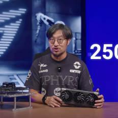Моддер перетворив зламаний CRT телевізор на потужний 1440p Ryzen комп'ютер з RX 6900 XT 11