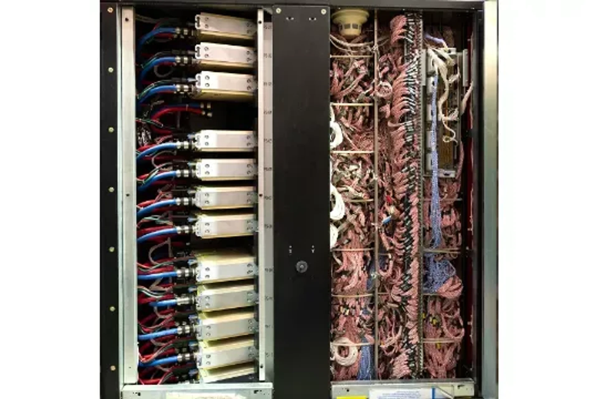 Cray T3D: суперкомп'ютер 1996 року продається за $81 000 5
