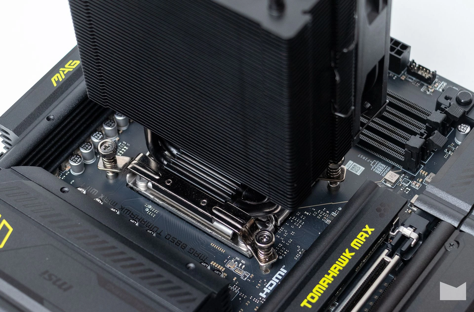 MSI MAG COREFROZR AA13: холодний розрахунок 19