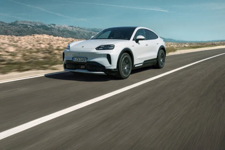 Porsche презентує електричний Cayenne Coupe: революція в лінійці кросоверів 14 Porsche презентує електричний Cayenne Coupe: революція в лінійці кросоверів 14