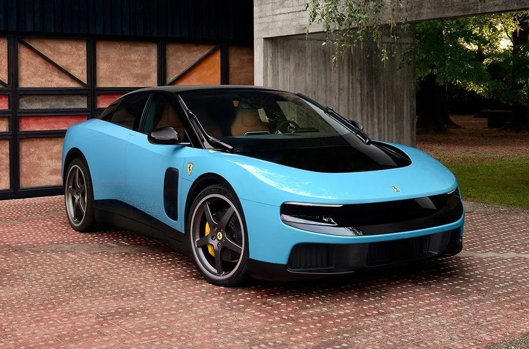 Ferrari презентує свій перший електромобіль, створений за участі Джоні Айва 1