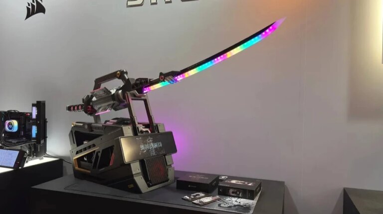 Corsair демонструє ПК з оперативною пам’яттю та вбудованим самурайським мечем 53