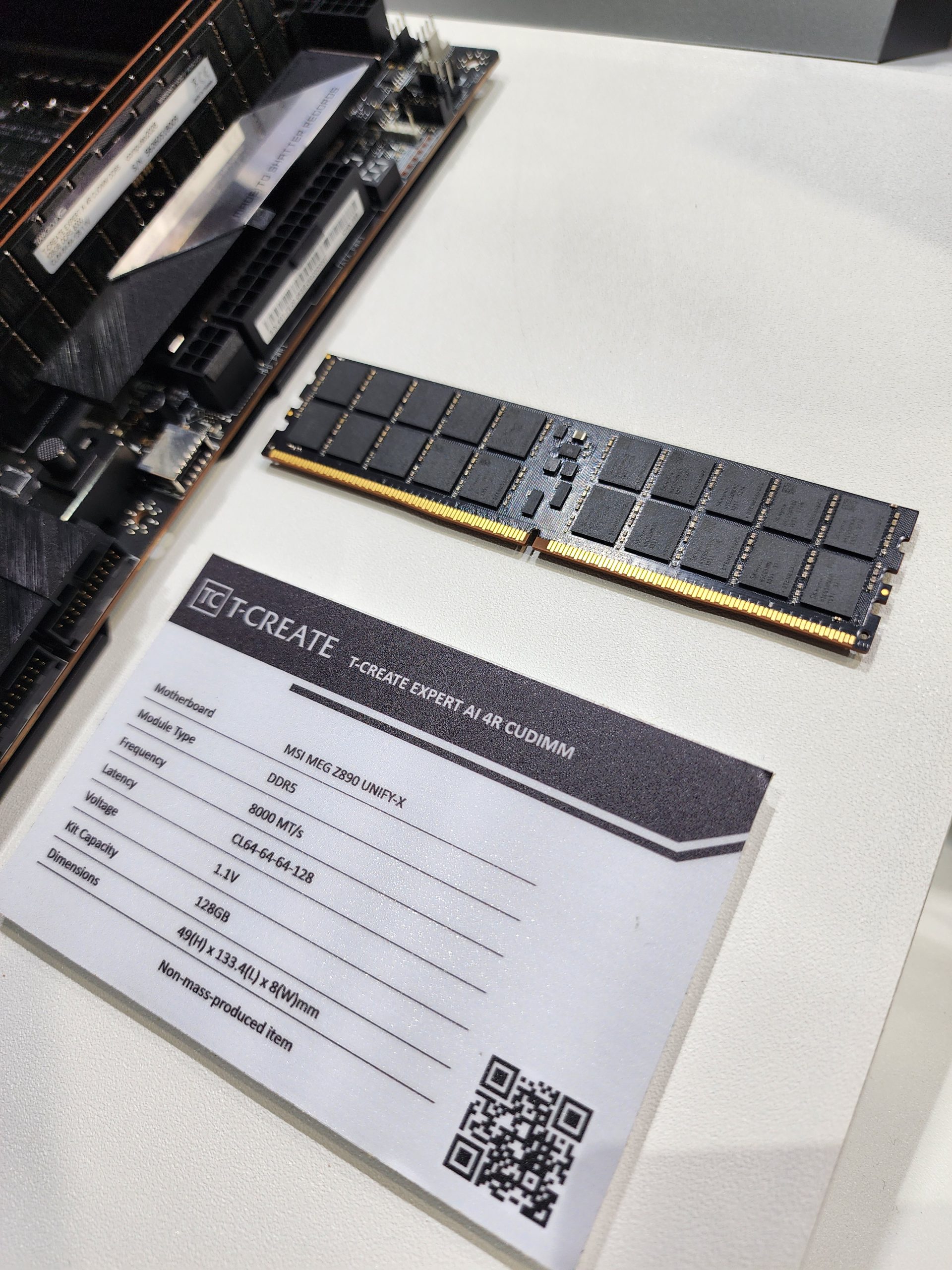 Teamgroup презентує карбонові DDR5 та SSD, дерев'яний дизайн і CUDIMM на 128 ГБ 4 Teamgroup презентує карбонові DDR5 та SSD, дерев'яний дизайн і CUDIMM на 128 ГБ 4