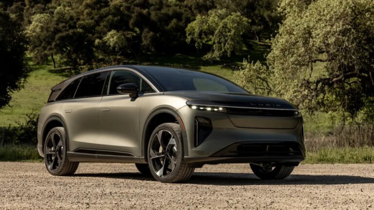 Високопосадовець Lucid Motors залишає компанію на тлі кадрових перестановок нового CEO 12