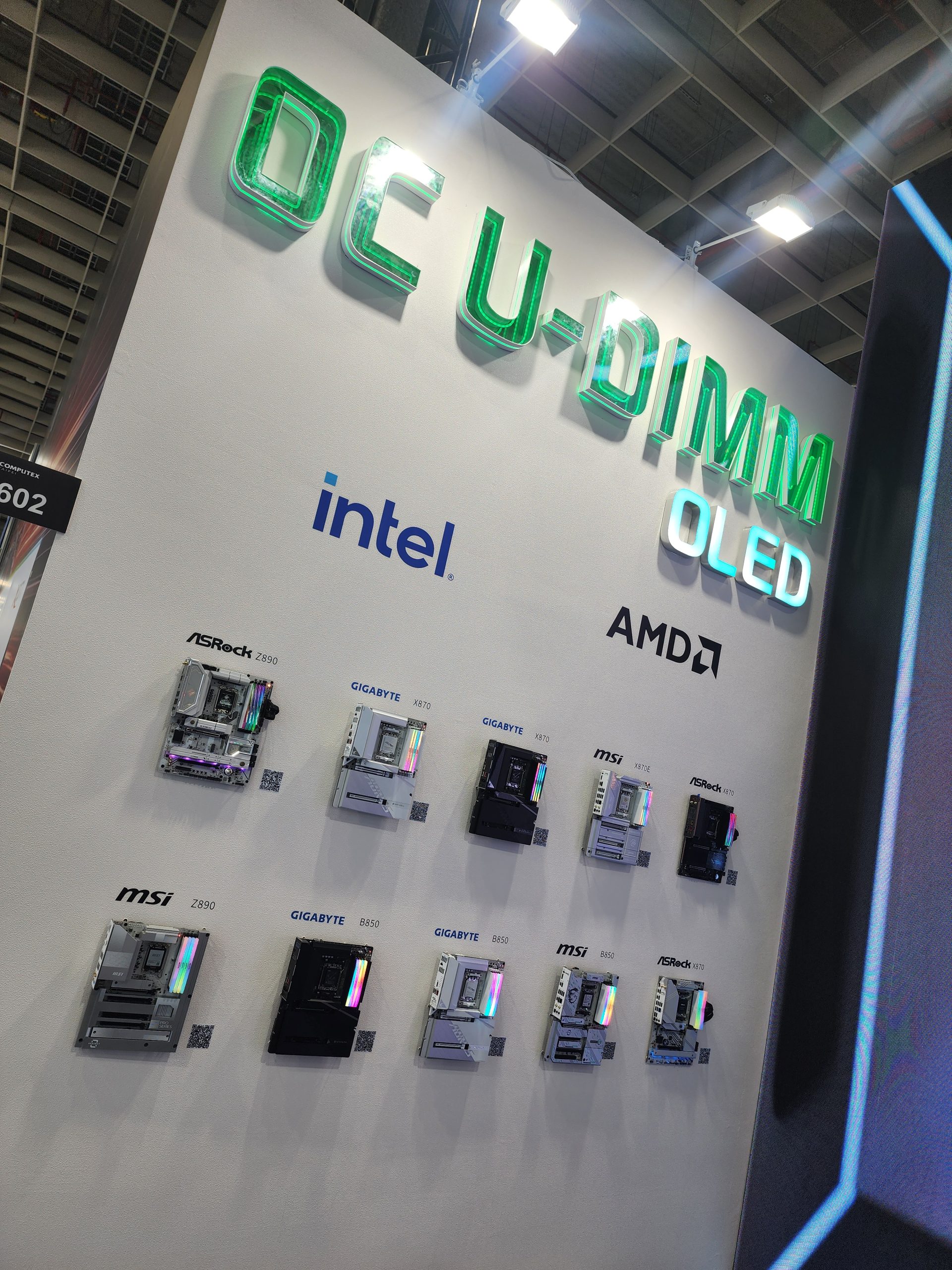 V-Color розширює межі DDR5: 2 ТБ з новими MRDIMM та оновлений OLED-застосунок з низьким профілем EXPO ULL 8 V-Color розширює межі DDR5: 2 ТБ з новими MRDIMM та оновлений OLED-застосунок з низьким профілем EXPO ULL 8