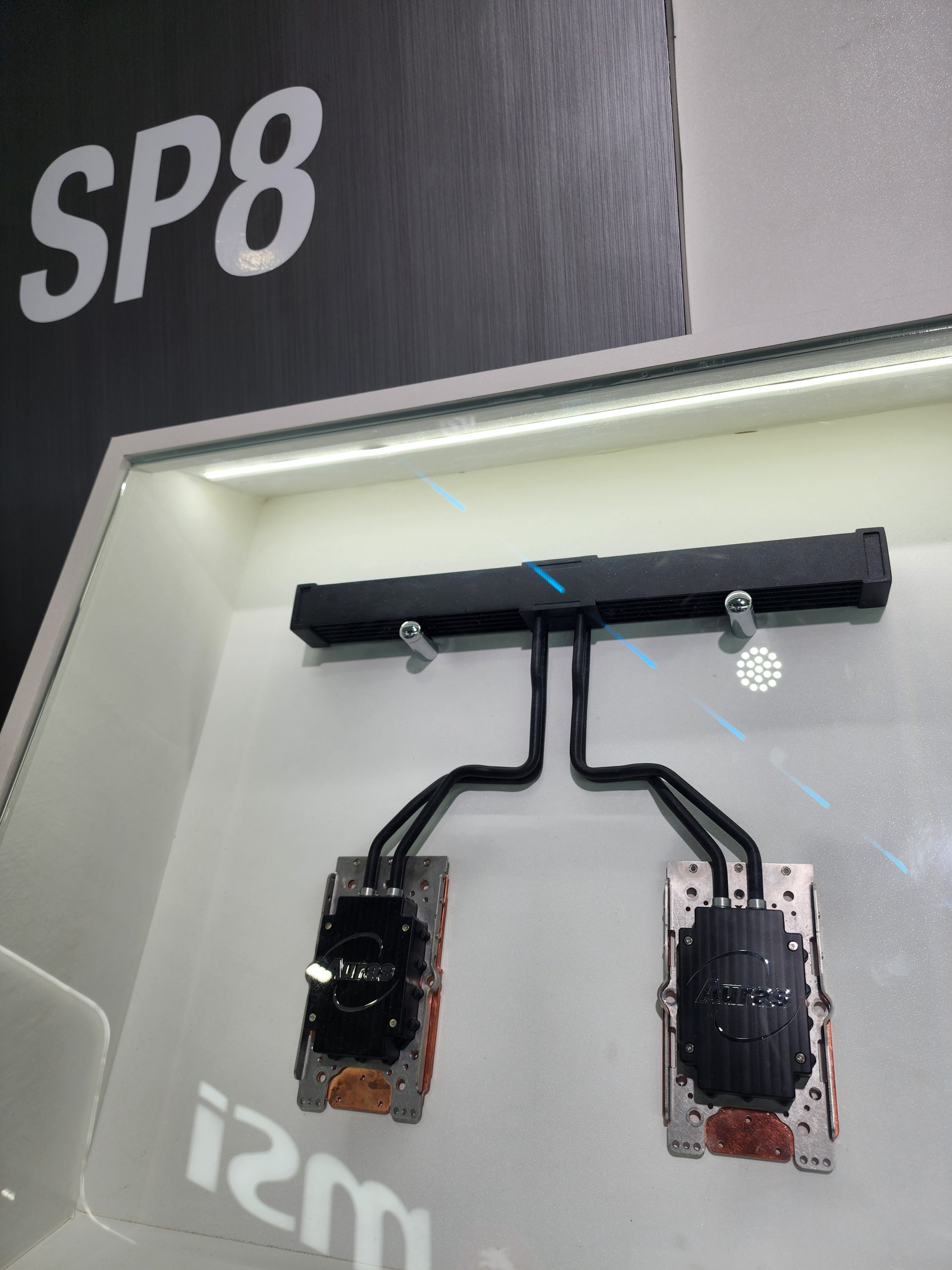 Виробник охолодження ставить на 1000W GPU: монстр з двома 360мм AIO натякає на майбутнє RTX-карт NVIDIA 9 Виробник охолодження ставить на 1000W GPU: монстр з двома 360мм AIO натякає на майбутнє RTX-карт NVIDIA 9