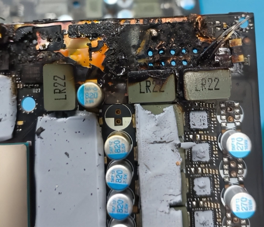 RTX 5090 згорів: 16-піновий конектор розплавився, вбивши відеокарту та пам'ять 2
