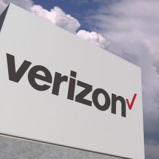 Клієнт Verizon: "Підозрілі" представники зняли страховку з мого телефону без згоди 5
